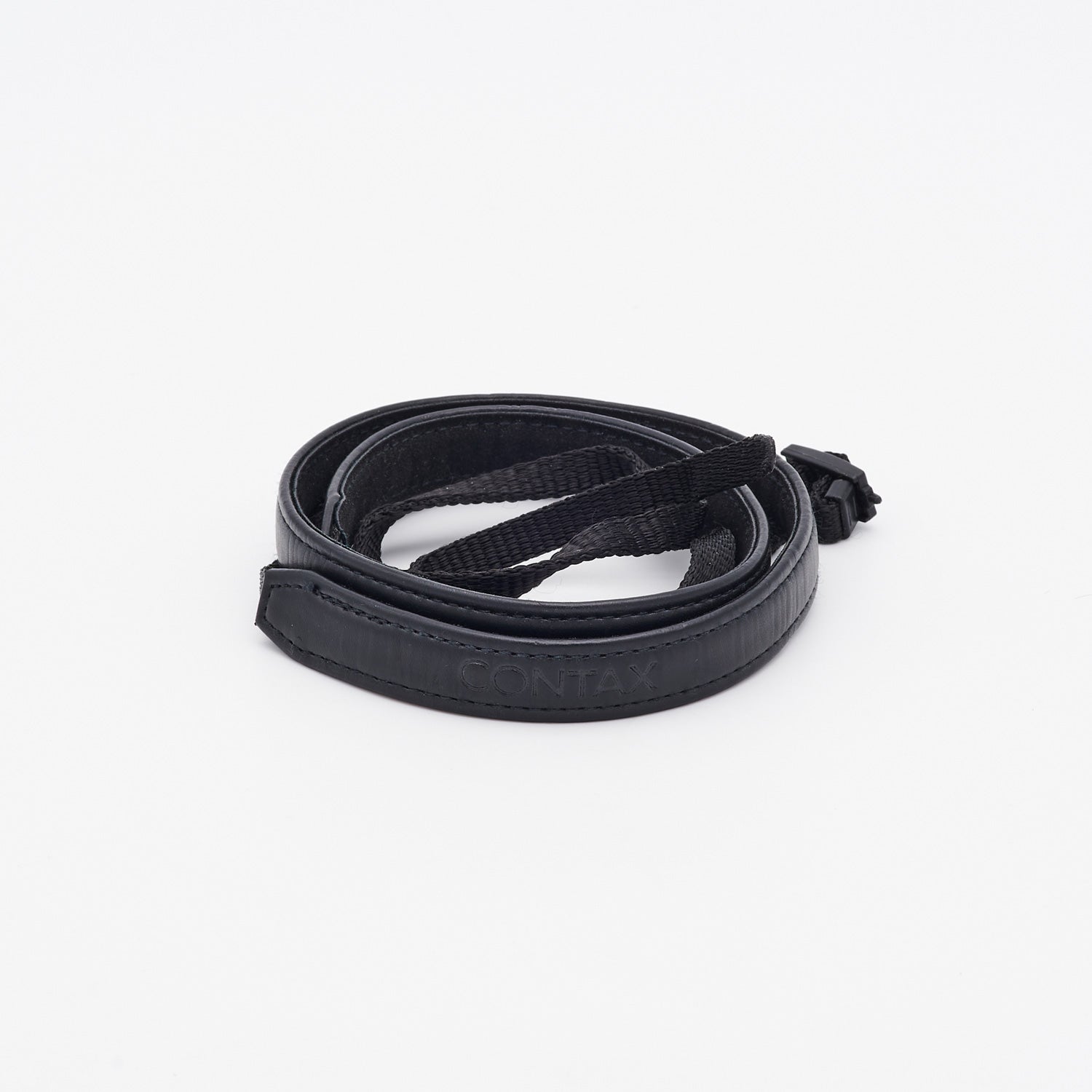 Contax strap (int. S/N 0132)