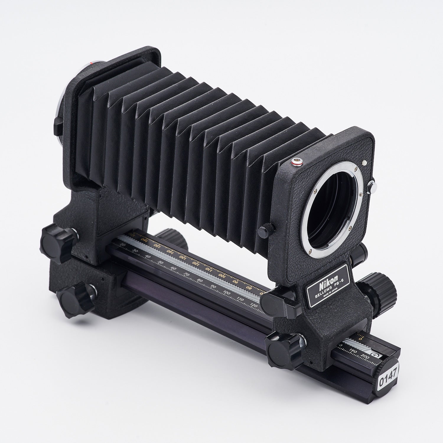 Nikon PB-6 Bellows (int. S/N 0147)