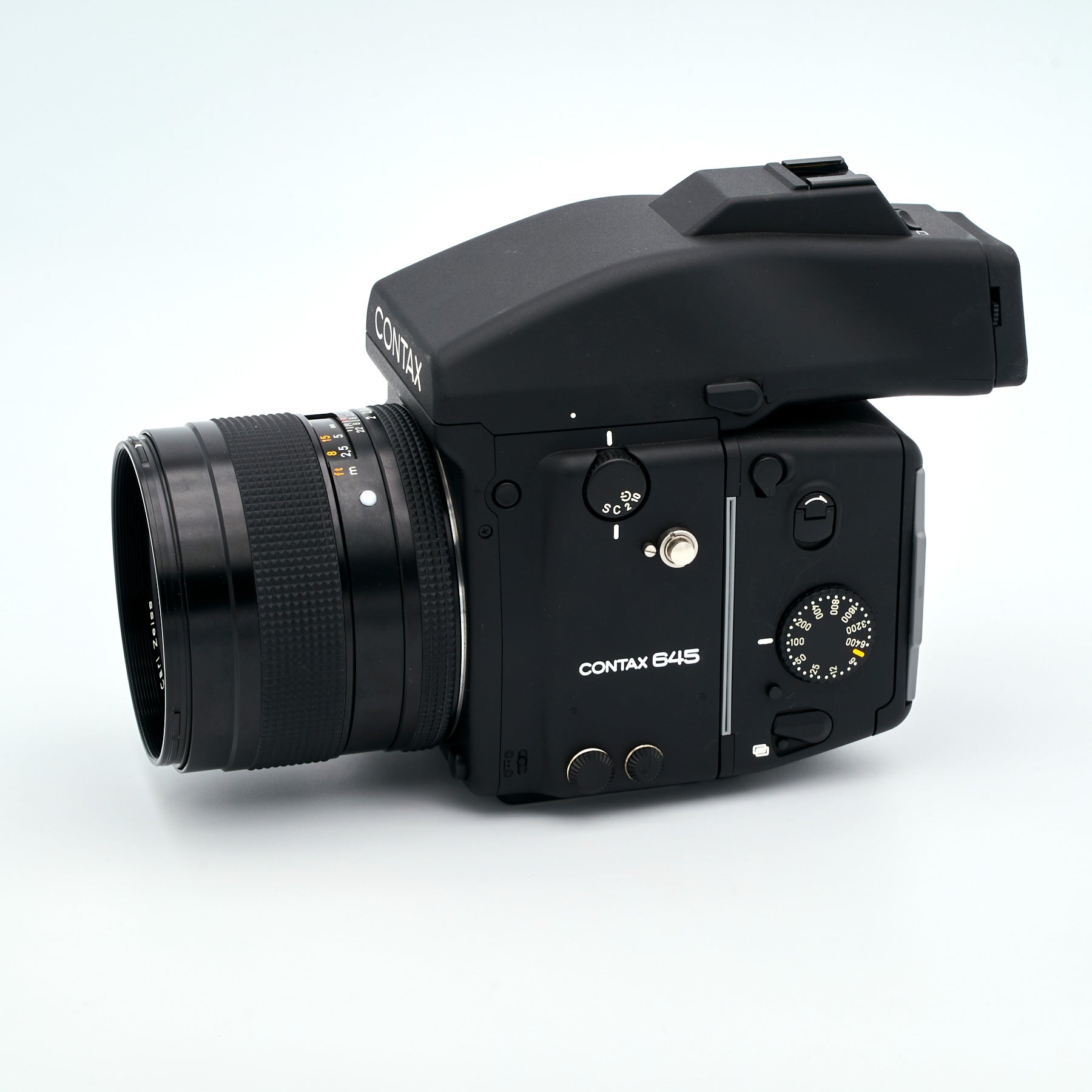 Contax 645 (S/N 017435) Set incl. Carl Zeiss Planar T* 2/80mm (S/N 15299234) & Accessories