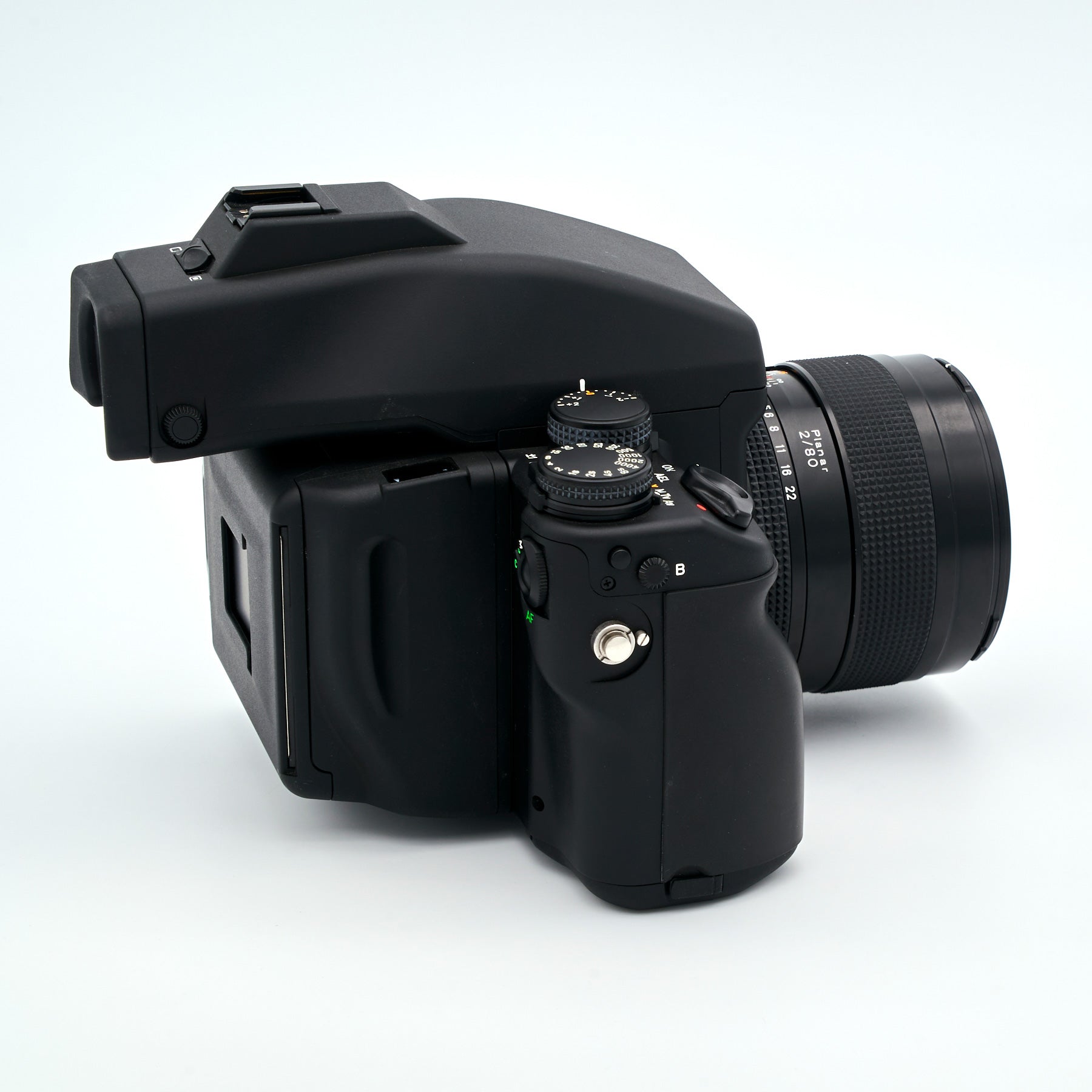 Contax 645 (S/N 017435) Set incl. Carl Zeiss Planar T* 2/80mm (S/N 15299234) & Accessories