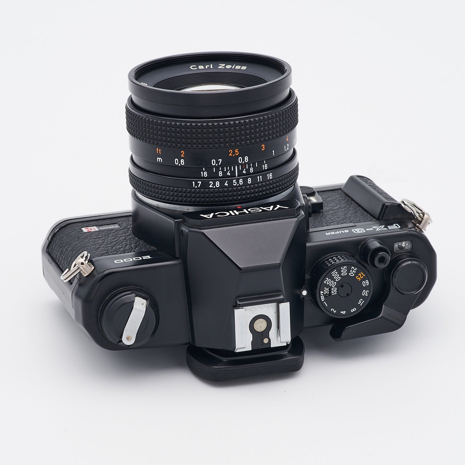 Yashica FX-3 Super2000 (S/N 0605517) Set inkl. Carl Zeiss Planar T* 1.7/50mm (S/N 6802206)