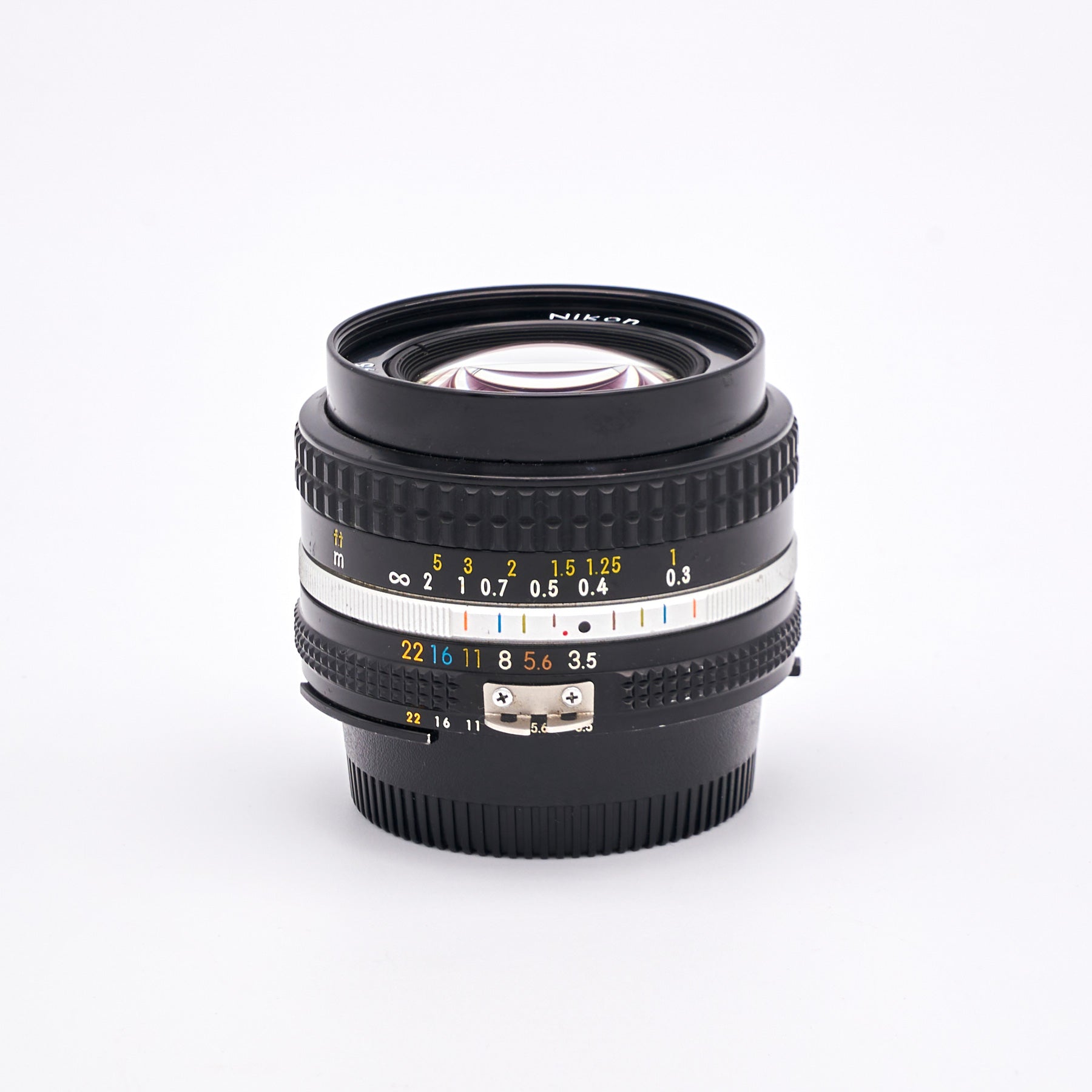 Nikon Nikkor 3.5/20mm Ai-S (S/N 222596)