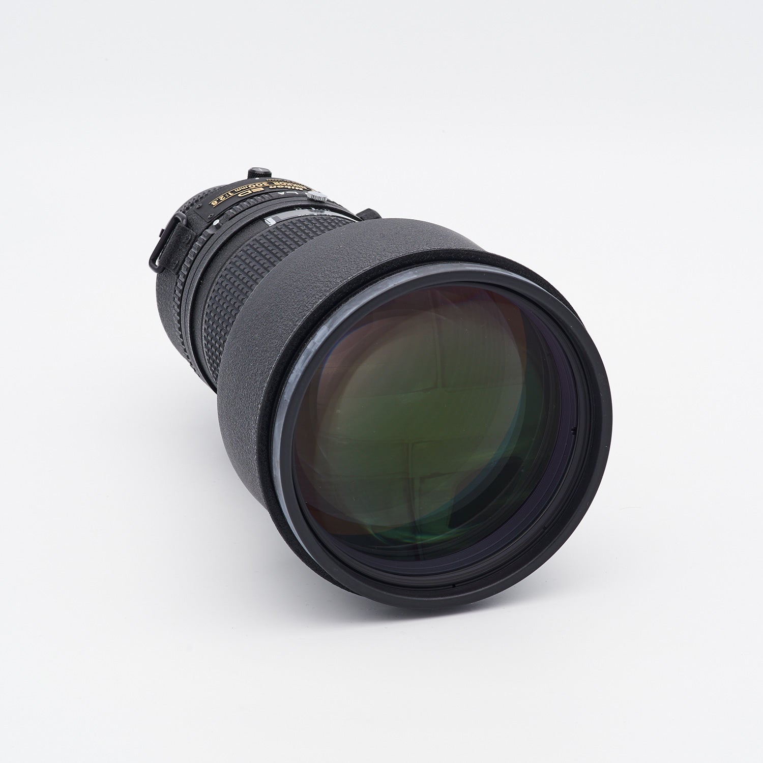 Nikon AF Nikkor 2.8/300mm ED (S/N 302252)
