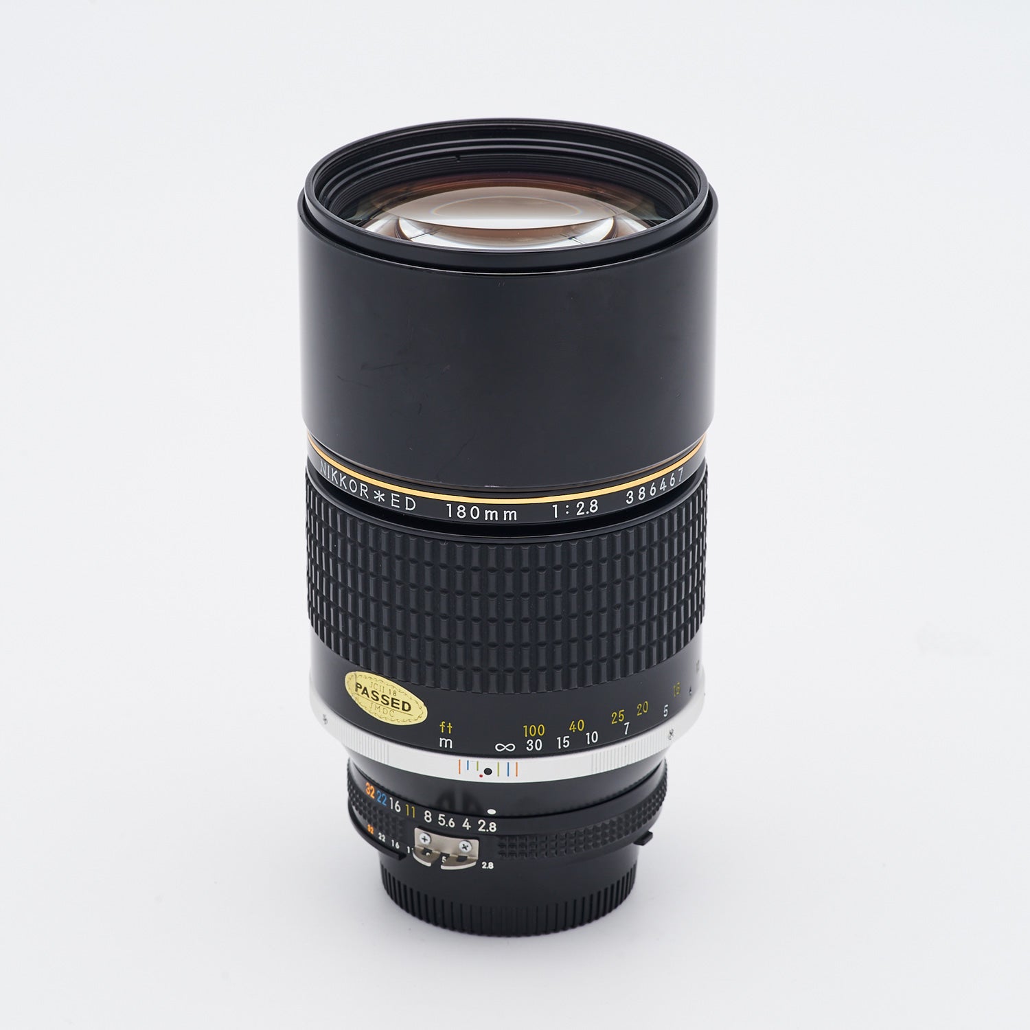 Nikon Nikkor 2.8/180mm Ai-S ED (S/N 386467)