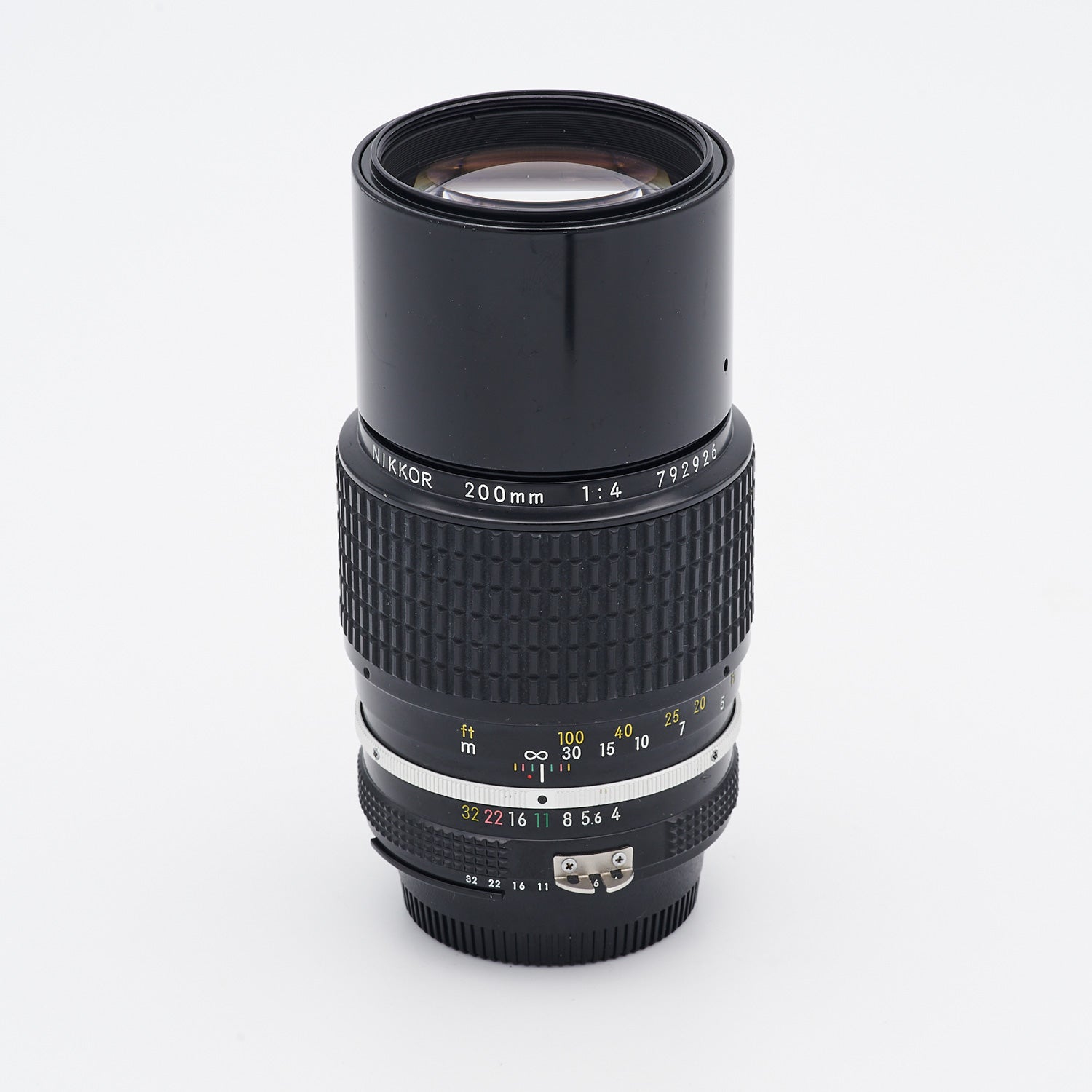 Nikon Nikkor 4/200mm Ai (S/N 792926)