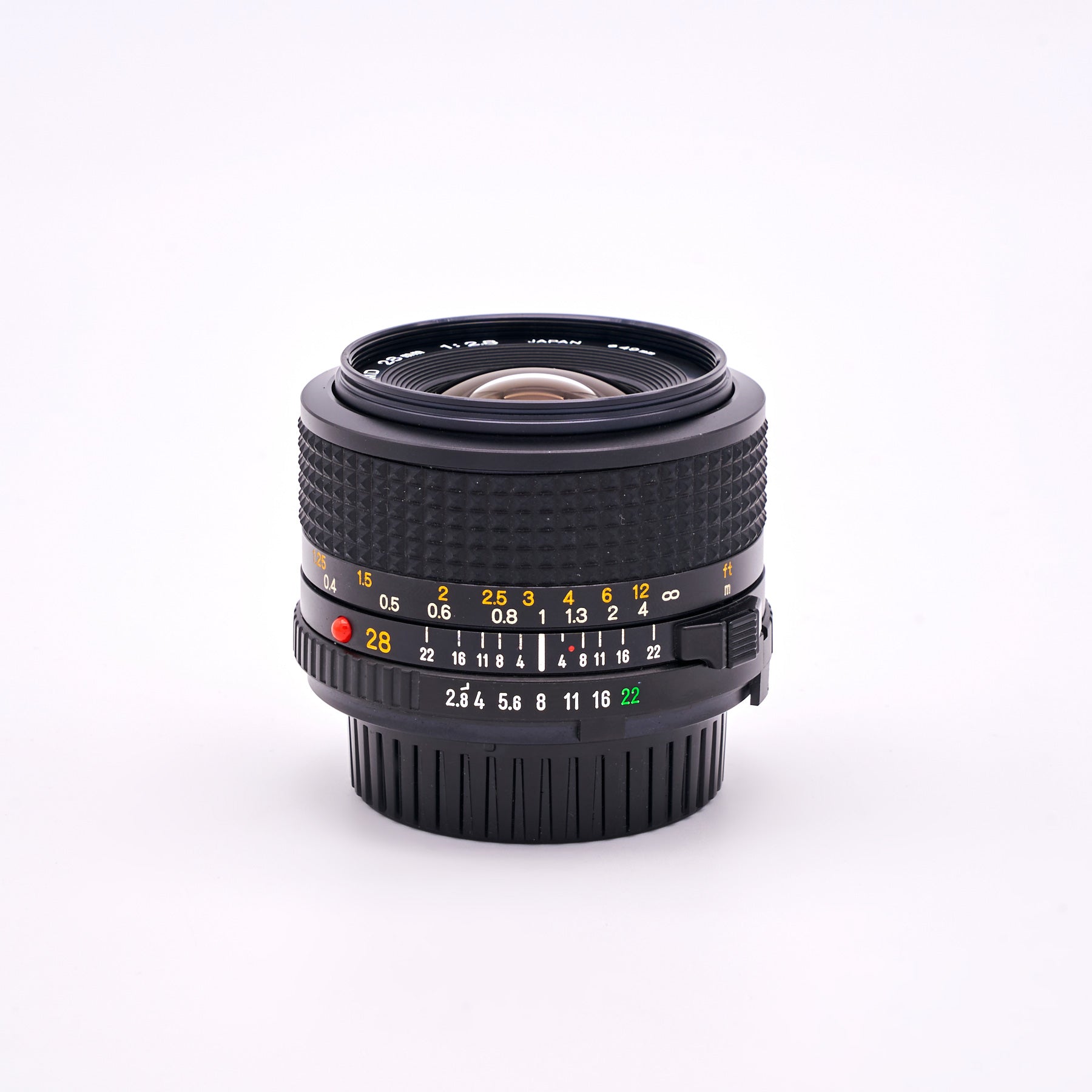 Minolta MD 2.8/28mm (S/N 8013079)