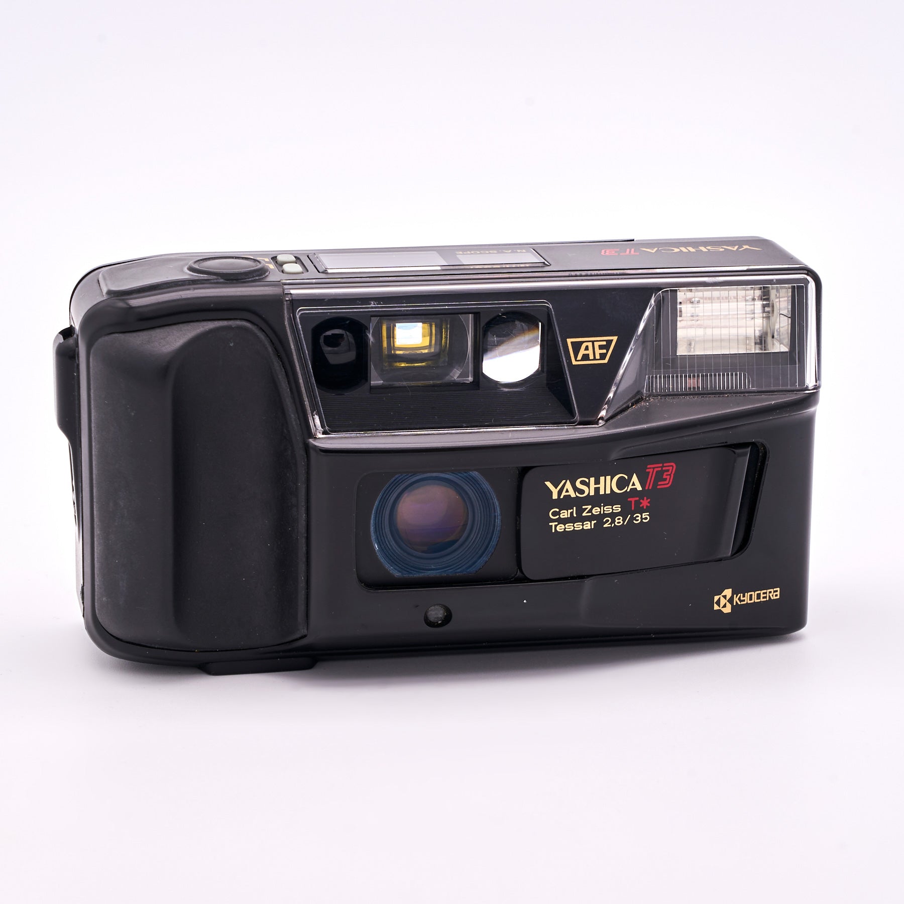 Yashica T3 (S/N 828450)