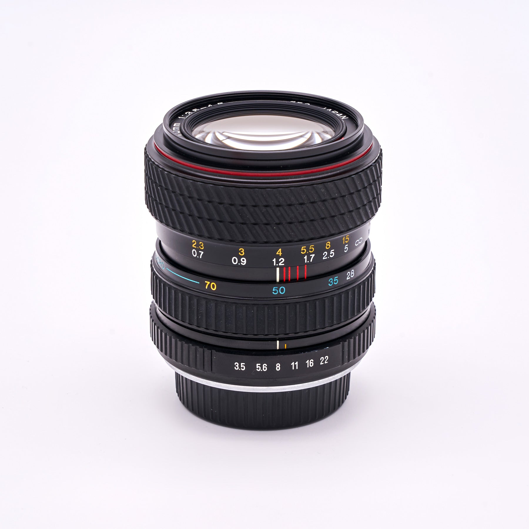 Tokina SD 3.5-4.5/35-70mm (C/Y) (S/N 8614542)