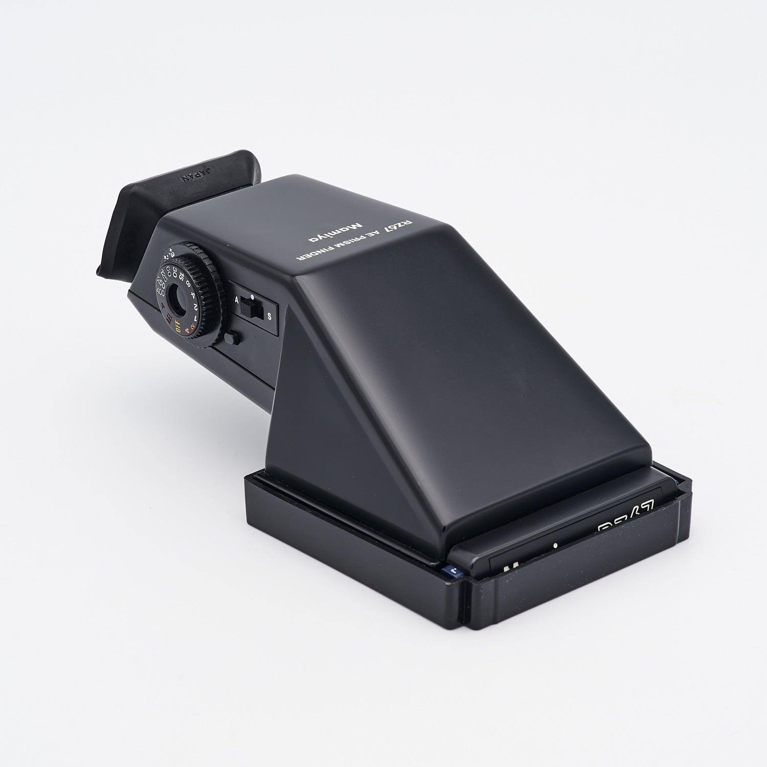 Mamiya RZ67 AE Prism Finder (S/N 108309)