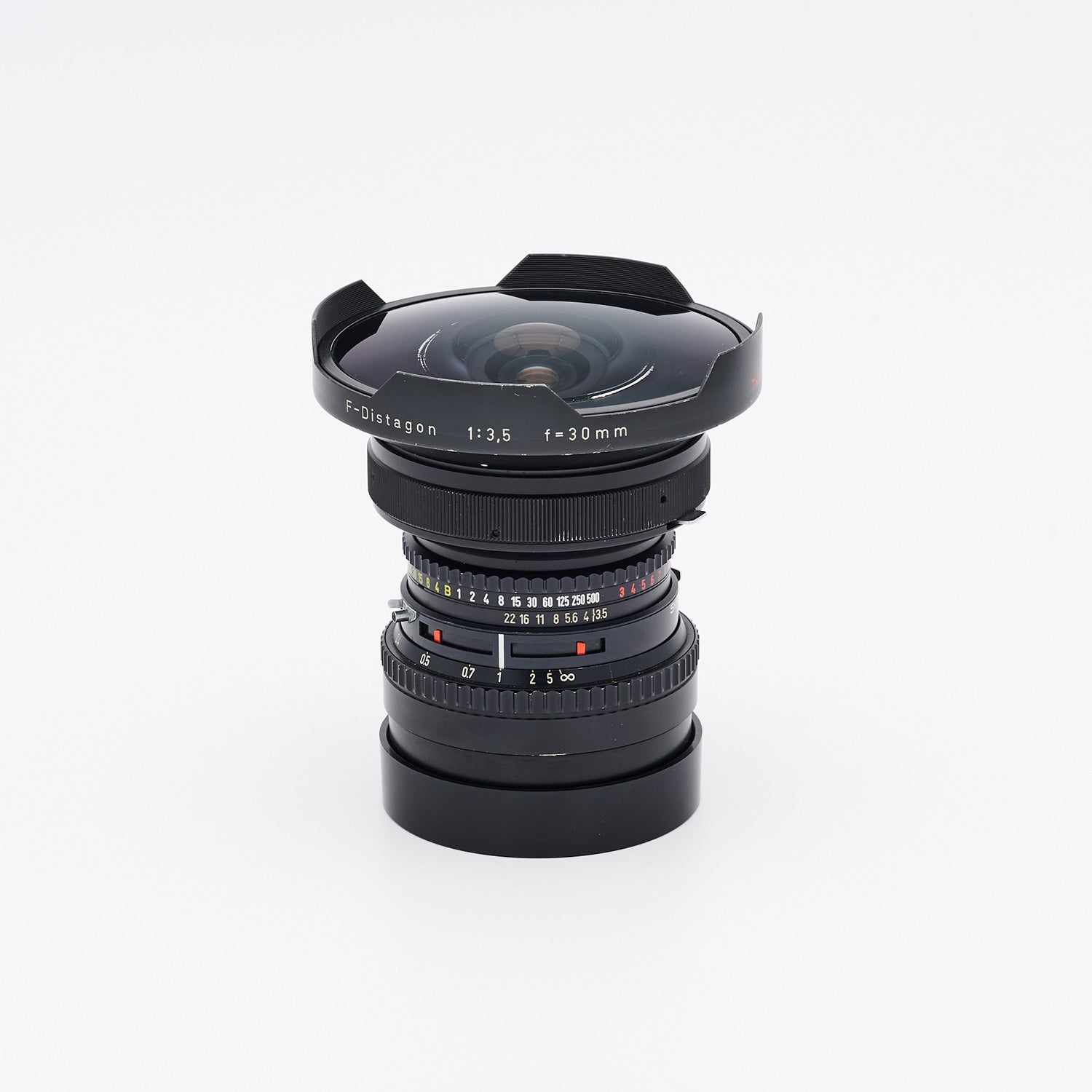 Carl Zeiss F-Distagon T* 3.5/30mm (Hasselblad V) (S/N 5652060)