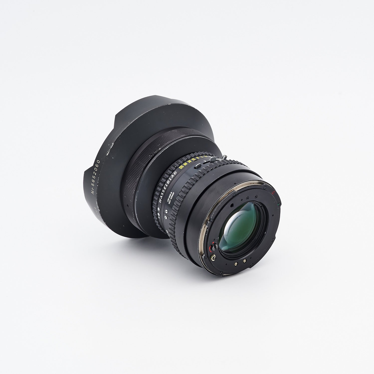 Carl Zeiss F-Distagon T* 3.5/30mm (Hasselblad V) (S/N 5652060)