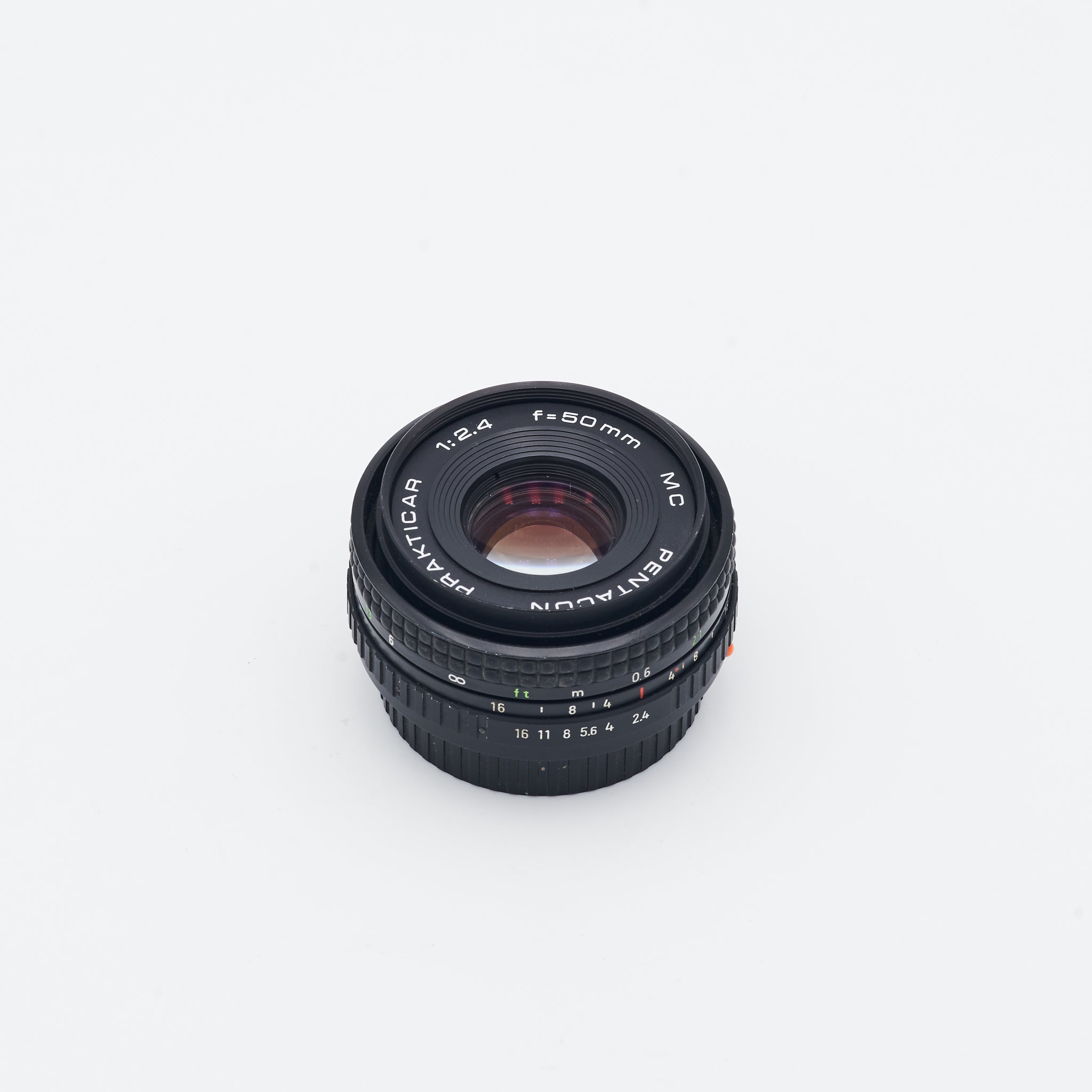 Pentacon Praktikar 2.4/50mm (S/N 3029231)