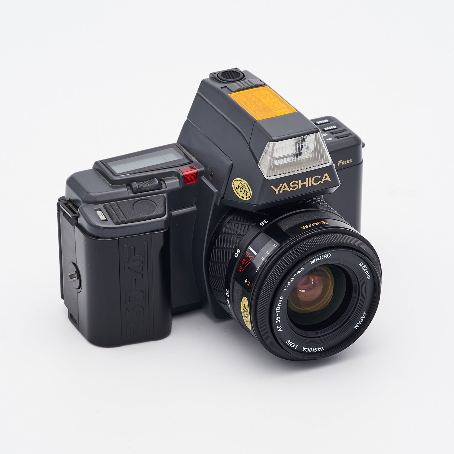 Yashica 230-AF (S/N 0129590) Set inkl. Yashica Lens AF Macro 3.3-4.5/35-70mm (S/N F60165571)