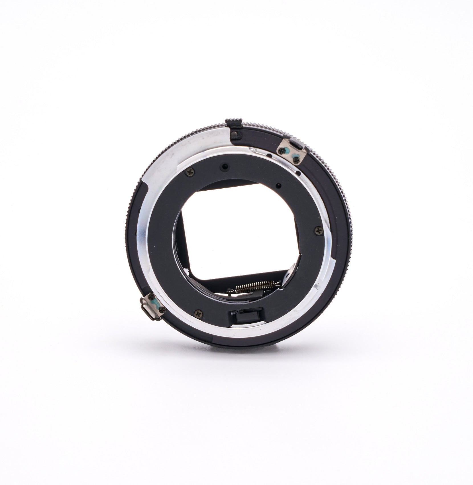 Tamron Adaptall-2 Custom Mount (Tamron MF/Canon FD) (int. S/N 0611)
