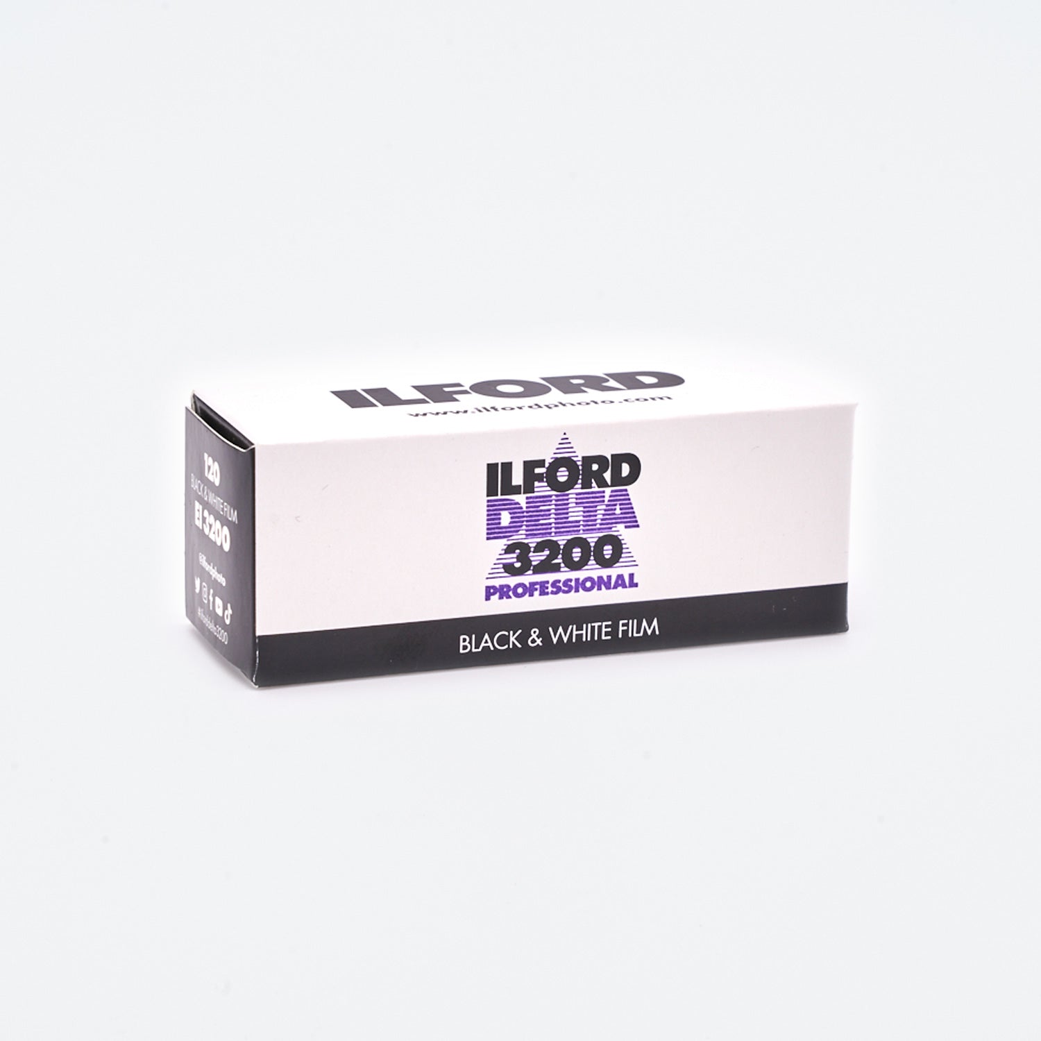 Ilford Delta 3200 B/W negative film 120 (medium format)