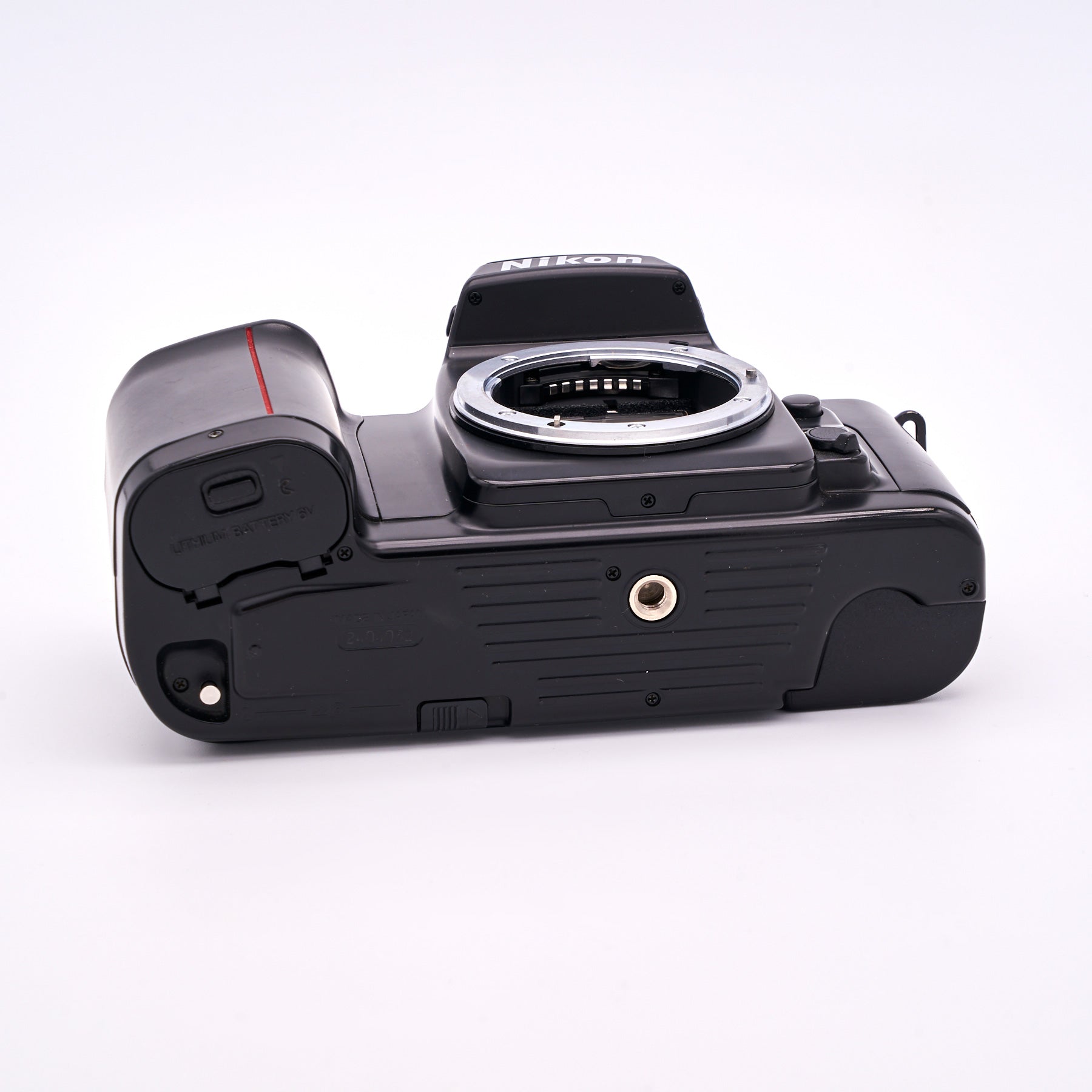 Nikon F-601 (S/N 2404032)