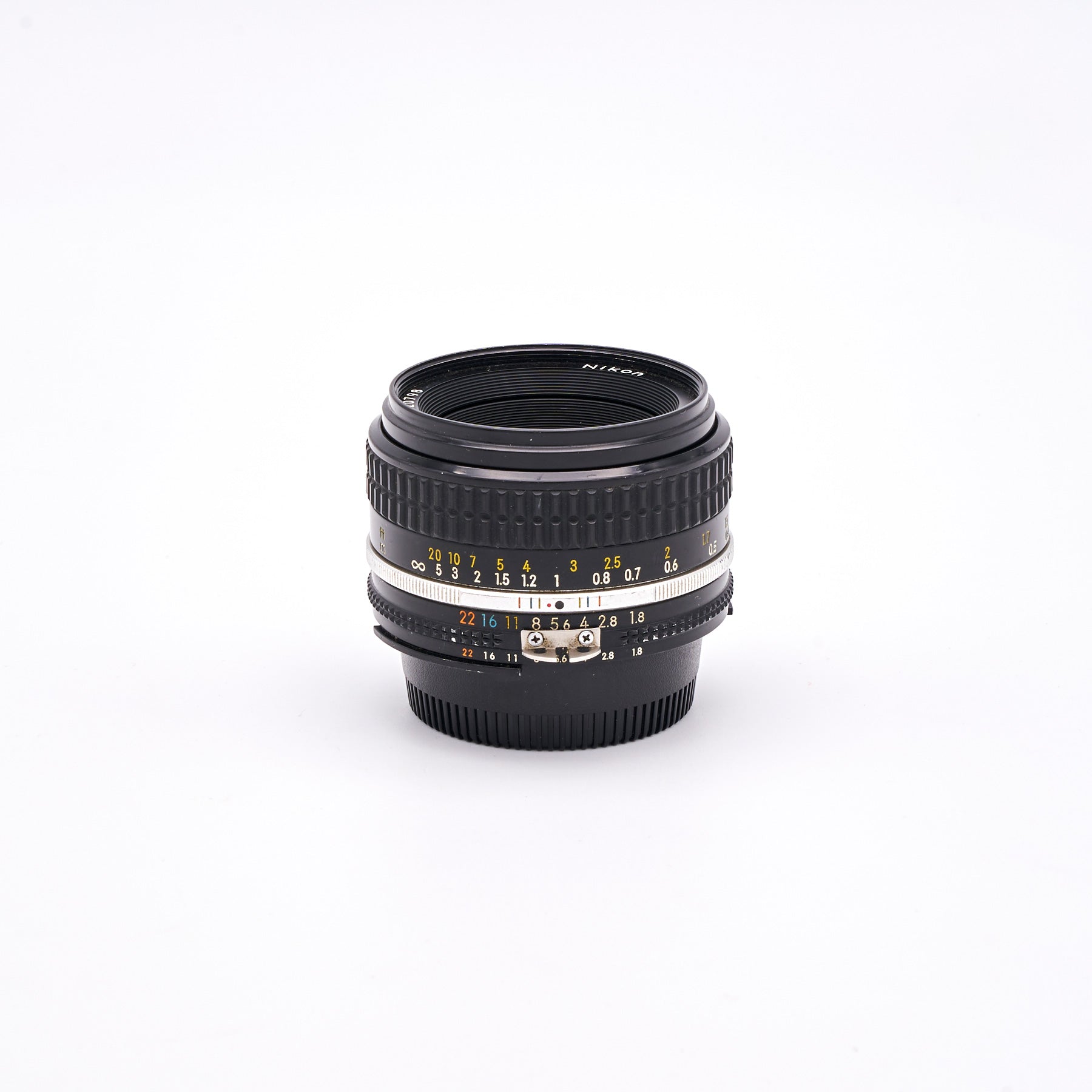 Nikon Nikkor 1.8/50mm Ai-S (S/N 3220798)