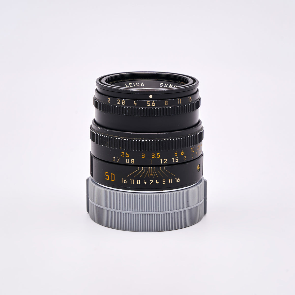 Leica Summicron-M 2/50mm (Type V, 11826) (S/N 3669512)