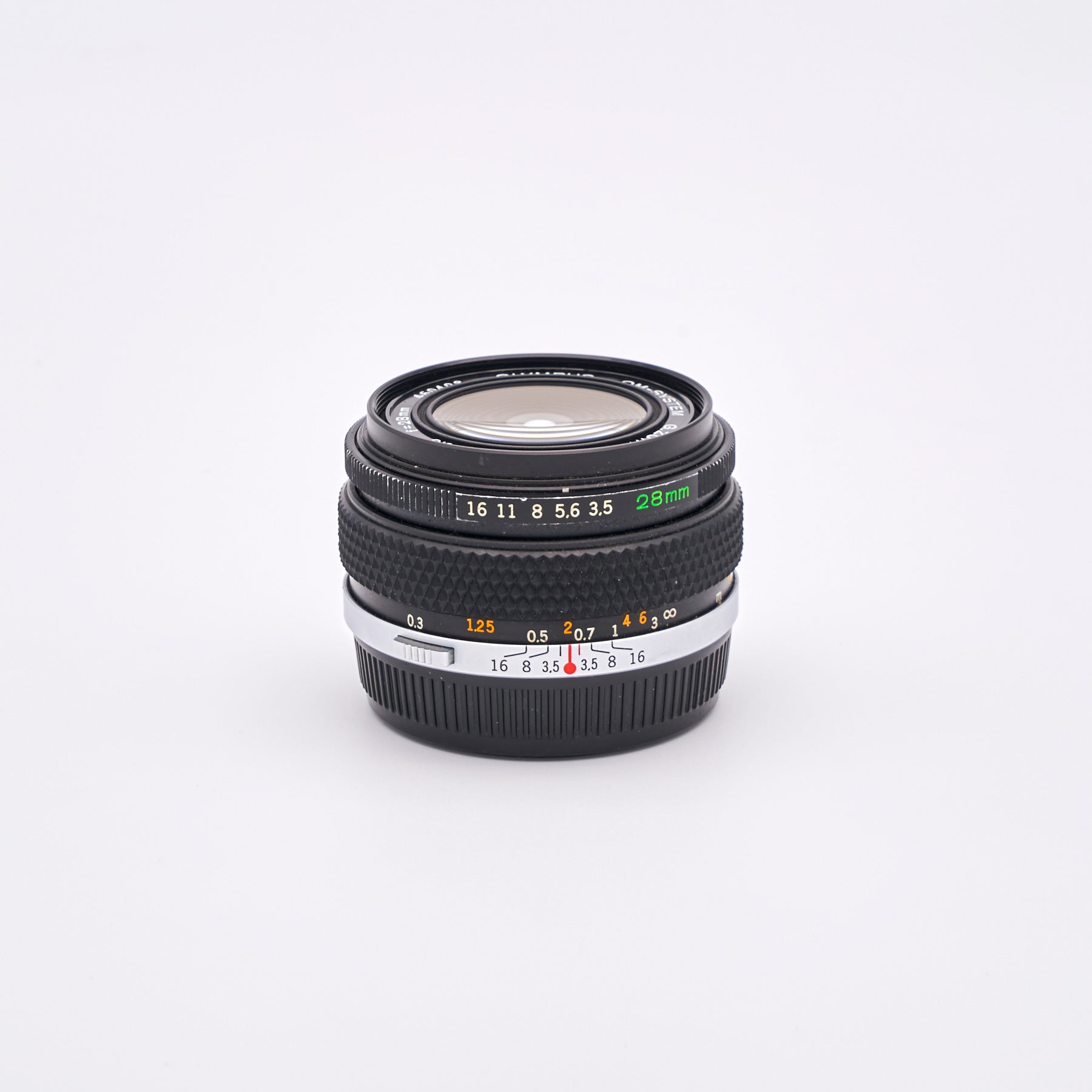 Olympus G.Zuiko Auto-W 3.5/28mm (S/N 460408)