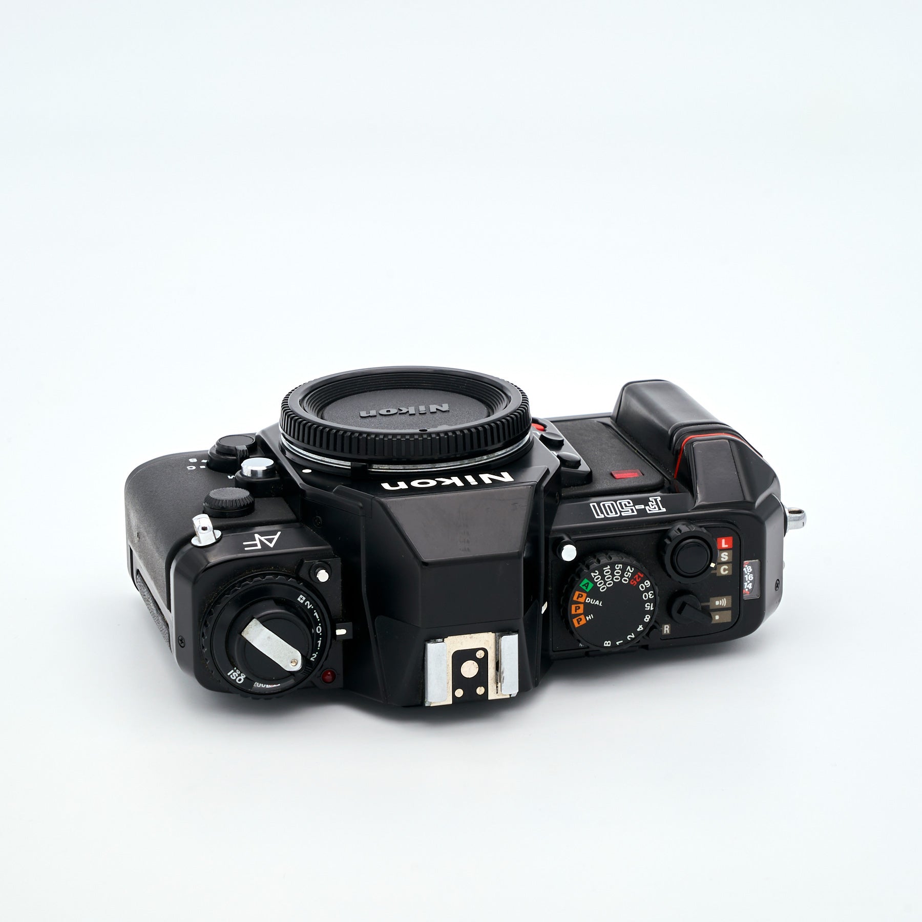 Nikon F-501 (S/N 5341626)