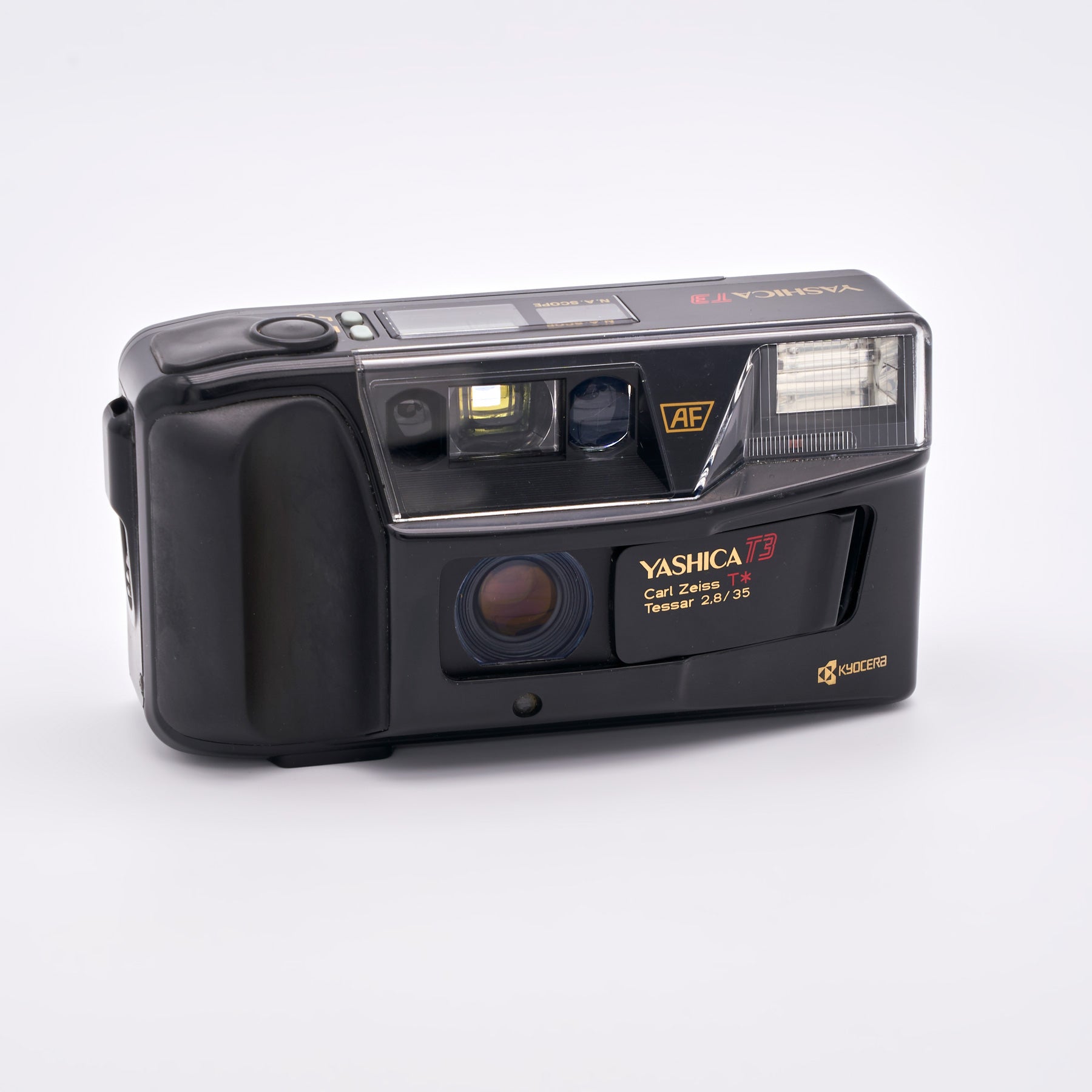 Yashica T3 (S/N 610605)