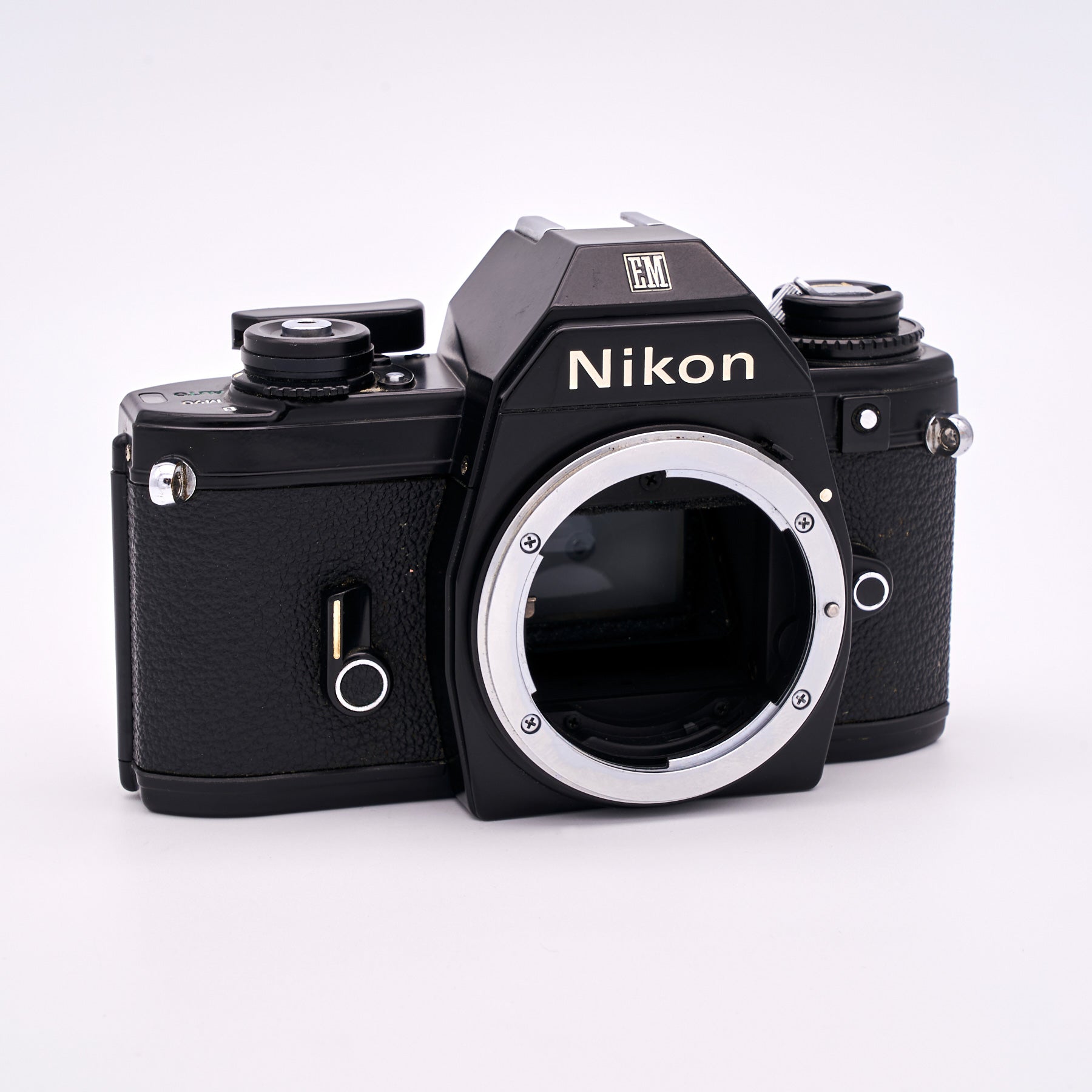 Nikon EM (S/N 7209933)