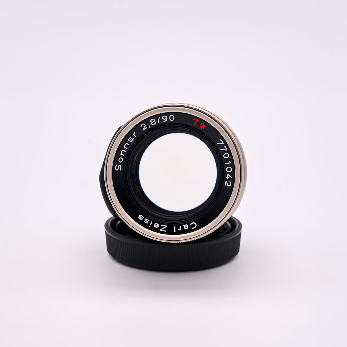 Carl Zeiss Sonnar T* 2.8/90mm (Contax G) (S/N 7701042)