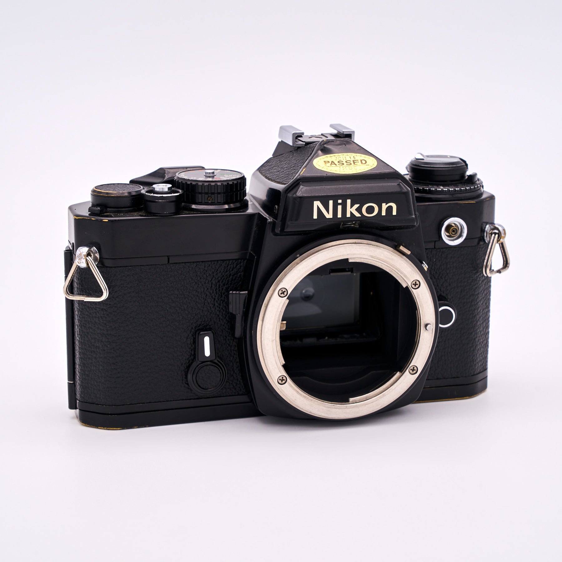 Nikon FE (S/N FE 3941024)